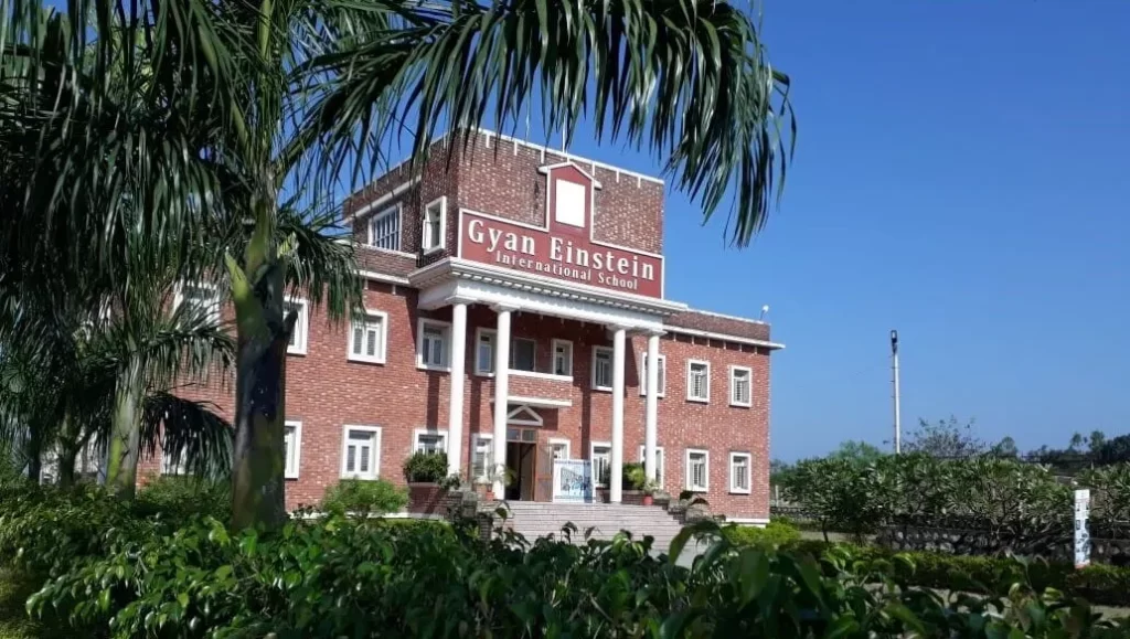 Best NDA IIT JEE coaching with schooling